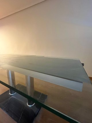 Mesa de comedor cristal pie de mármol