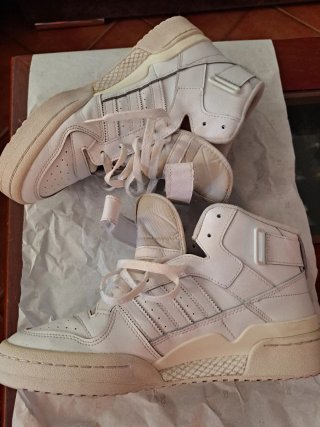 Adidas Forum High Beige/Blanco Talla 44