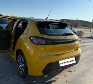 Peugeot 208 2020