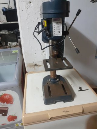 Taladro de columna Canora 350W