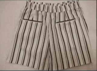 Pantalón corto Zara T. L Rayas