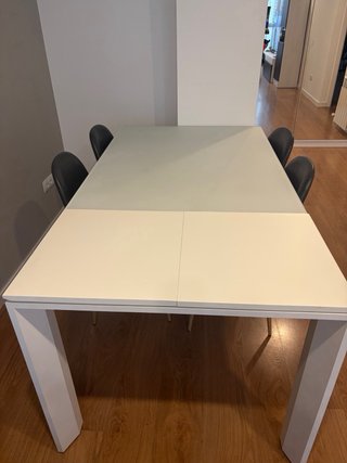 Mesa Comedor Extensible + 4 Sillas