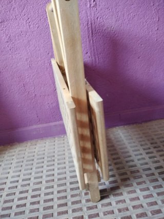 Tavolo pieghevole in legno