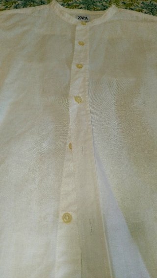 Camisa blanca Zara cuello mao manga corta