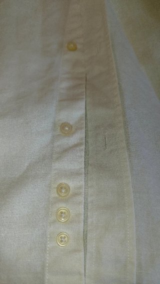 Camisa blanca Zara cuello mao manga corta