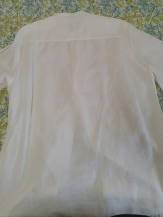 Camisa blanca Zara cuello mao manga corta