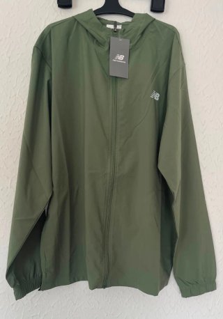 Chándal New Balance Verde Nuevo a Estrenar Talla M