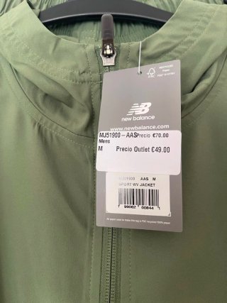 Chándal New Balance Verde Nuevo a Estrenar Talla M