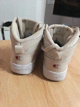 Zapatillas Champion Bota Alta Beige