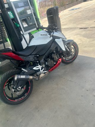 Suzuki GSX S