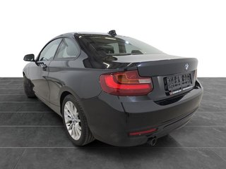 BMW Serie 2 220d (2015)