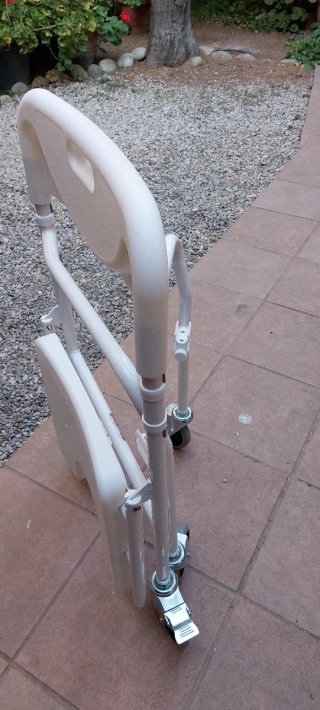 Cadira ortopèdica per dutxa