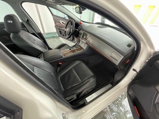 Jaguar XF 2010 diesel automatico