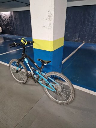 Bicicleta infantil 24 azul