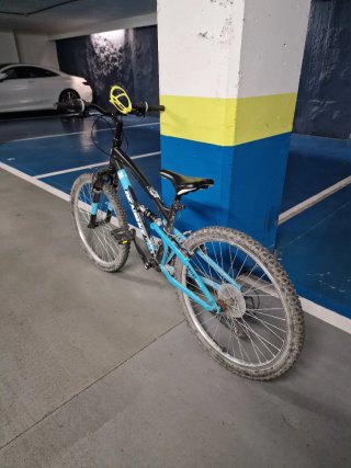 Bicicleta infantil 24 azul