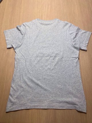 Camiseta Nike Gris Logo Grande Talla S