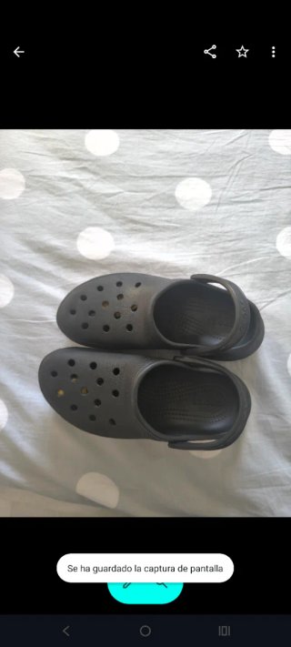Crocs negras de suelta alta (doble suela).cómo nue