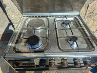 Cocina de gas Tecnogas con horno