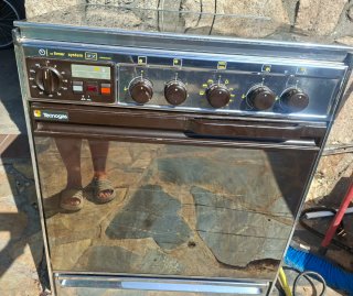 Cocina de gas Tecnogas con horno