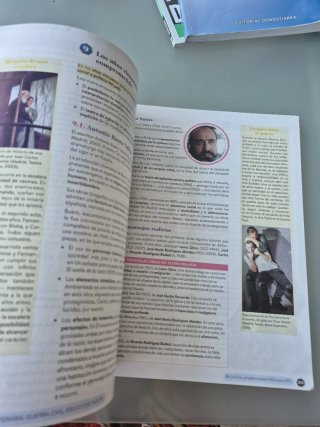Lengua castellana y literatura II. Libro del es...