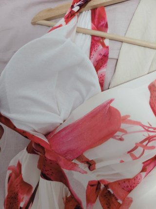 Vestido largo floral rosa y blanco