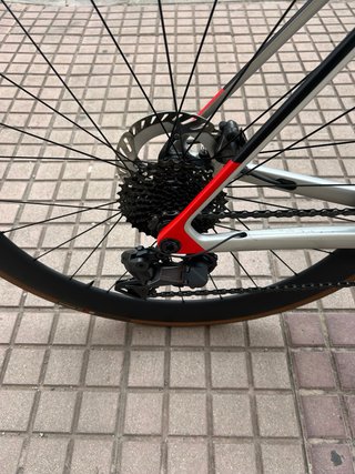 Bicicleta Trek Madone SL 7 Gen 8