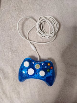 Xbox 360 con 2 mandos