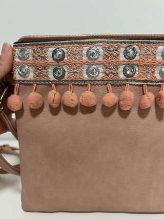 Bolso rosa Ale-Hop con adornos