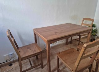 Mesa y 4 Sillas HÄGERNÄS IKEA Madera
