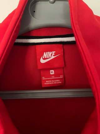Chaqueta PSG Nike Talla XL Roja
