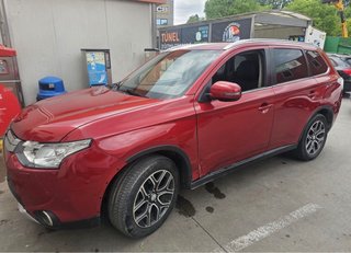 Mitsubishi Outlander 2014