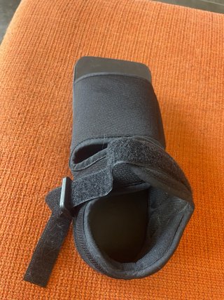 Zapato ortopédico negro