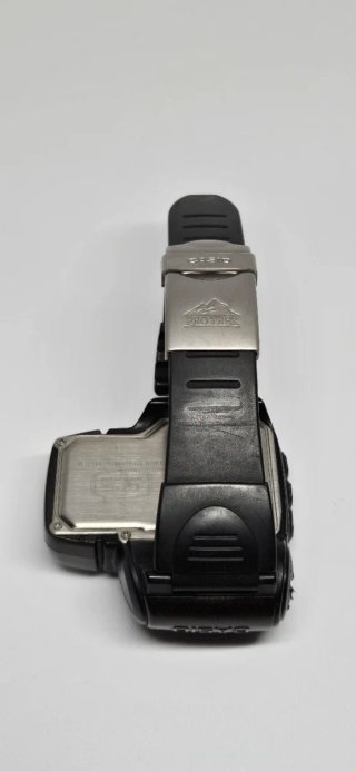 ​Casio Pro Trek PRT-1GP (1999)