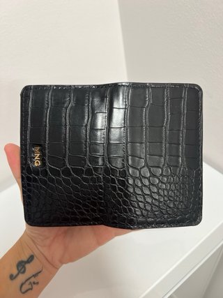 Cartera efecto cocodrilo Mango negra