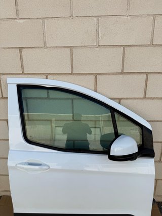 PUERTA DELANTERA DERECHA FORD TRANSIT COURIER