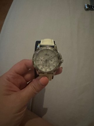 Reloj Lotus Piel Blanco y Plata