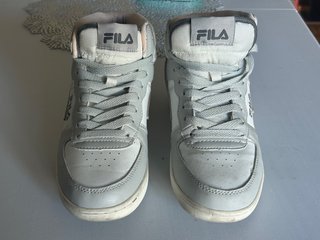 Zapatillas Altas Fila Blancas y Rosas