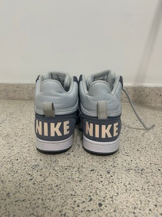 Nike Court Borough Mid Talla 38
