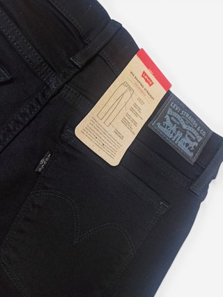 Vaqueros Levi's 314 Shaping Straight Negros Mujer