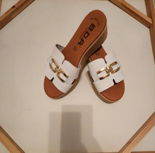 Sandalias BDA Piel Plataforma Gel Doradas