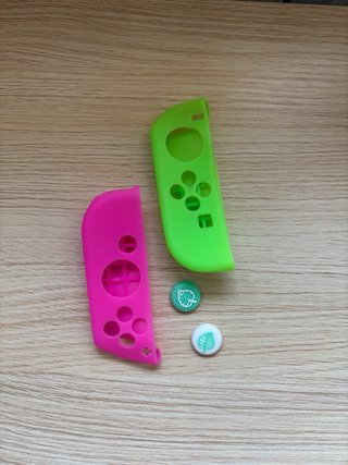 Lote Nintendo Switch con 3 juegos.
