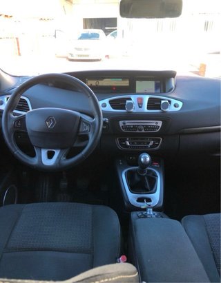 Renault Grand Scenic 2010