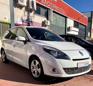 Renault Grand Scenic 2010