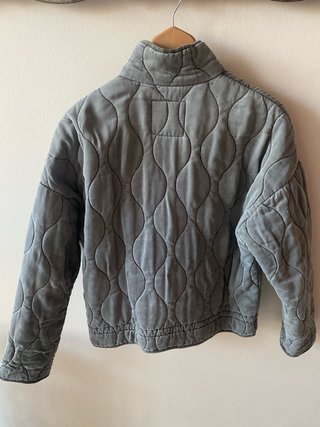 Chaqueta acolchada Zara gris