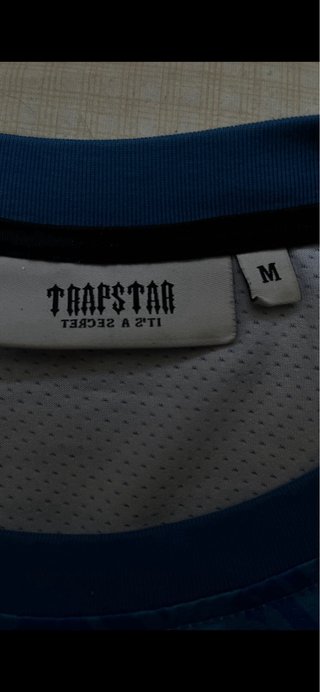 Camiseta Trapstar Estilo Fútbol Talla M