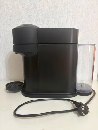 Cafetera Nespresso Krups Vertuo Negra