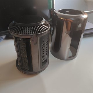 Mac Pro 6.1 2013 32GB RAM Xeon 4 Core