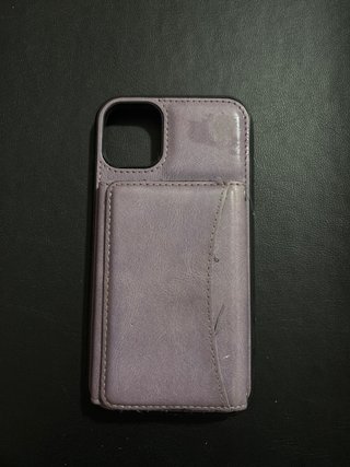 Funda iPhone 11 Morada con Tarjetero