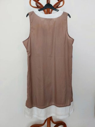 Vestido tirantes marrón y blanco Talla 48 Nuevo