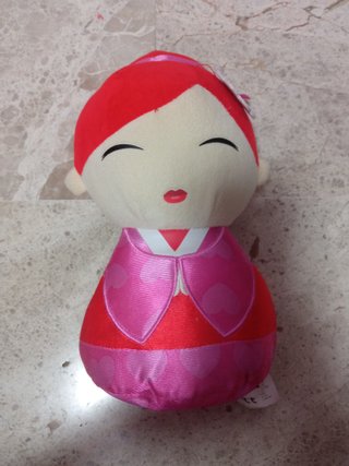 Muñeca OMG So Kawaii Peluche